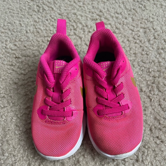 Nike Other - NIKE